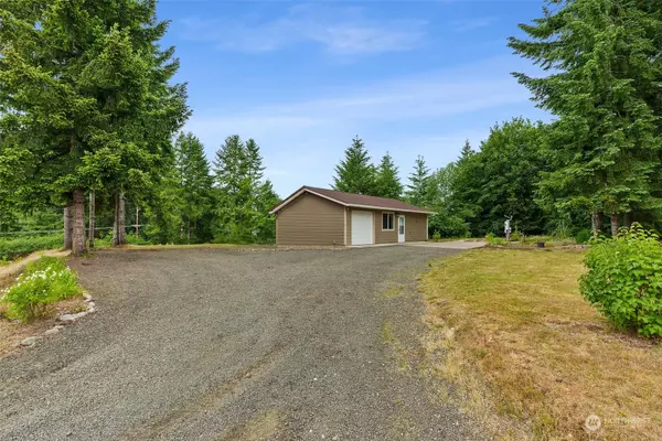 Elma, WA 98541,44 Hicklin RD