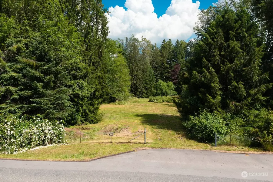 8318 Skookumchuck RD SE, Tenino, WA 98589