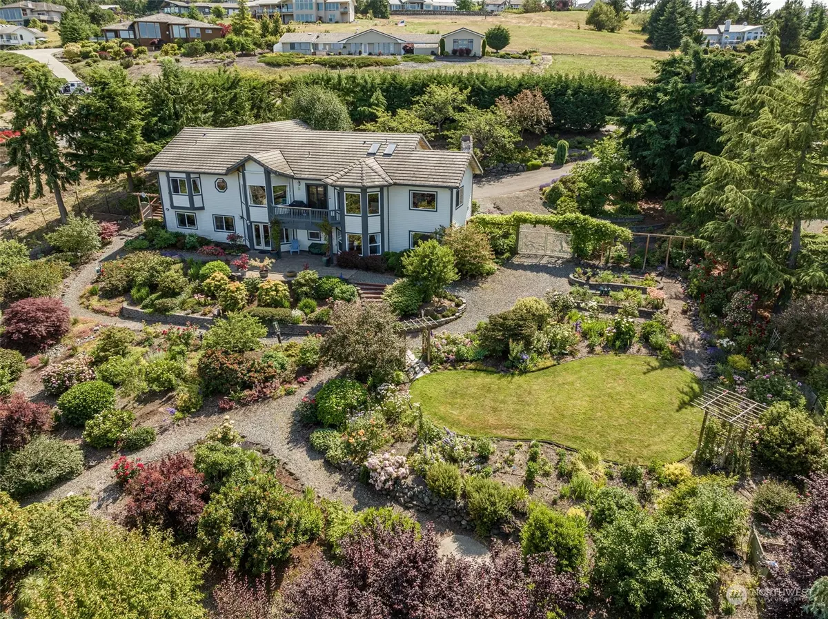 Sequim, WA 98382,131 Hawks WAY