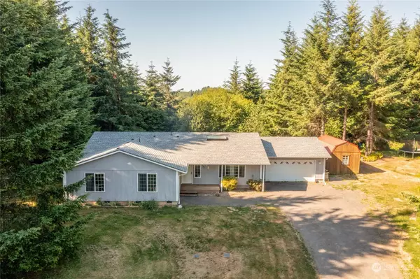 135 Ravena DR, Adna, WA 98532