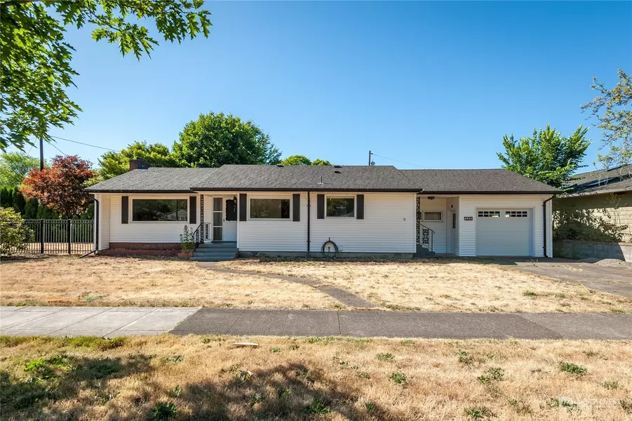 2226 Washington WAY, Longview, WA 98632