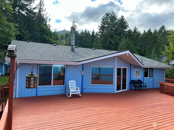 180 Forest DR, Brinnon, WA 98320