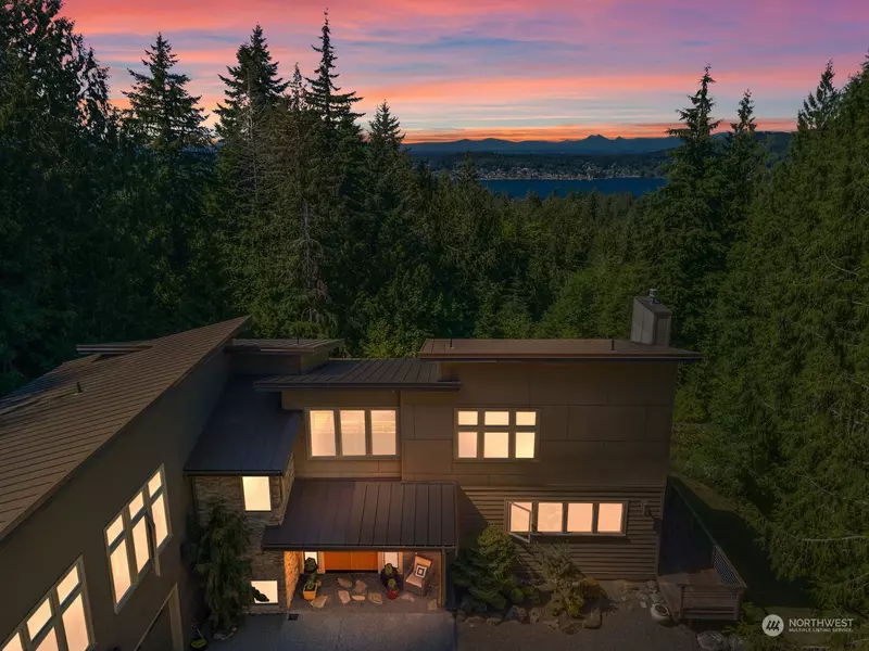 975 Lakeview ST, Bellingham, WA 98229