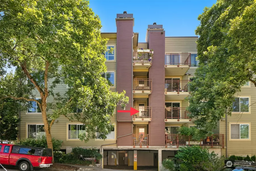 8745 Greenwood Ave N #311, Seattle, WA 98103