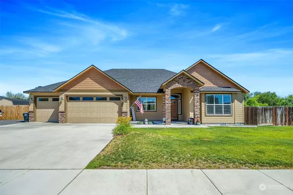 420 S Astor LOOP, Moses Lake, WA 98837