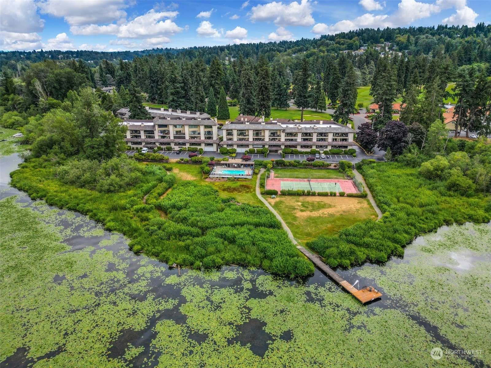 Kenmore, WA 98028,16921 Inglewood RD NE #A306