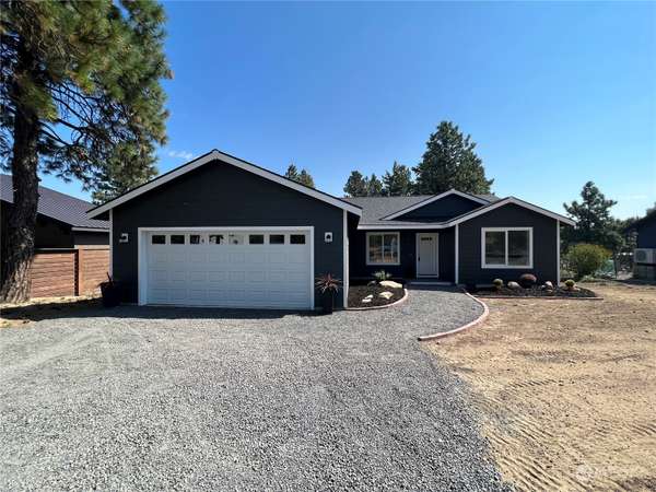 300 Ridge Loop RD, Cle Elum, WA 98922