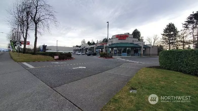 530 SW Everett Mall WAY, Everett, WA 98204