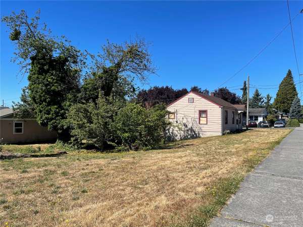 236 N Gifford AVE, Arlington, WA 98223