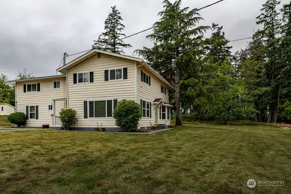 139 W Frostad RD, Oak Harbor, WA 98277