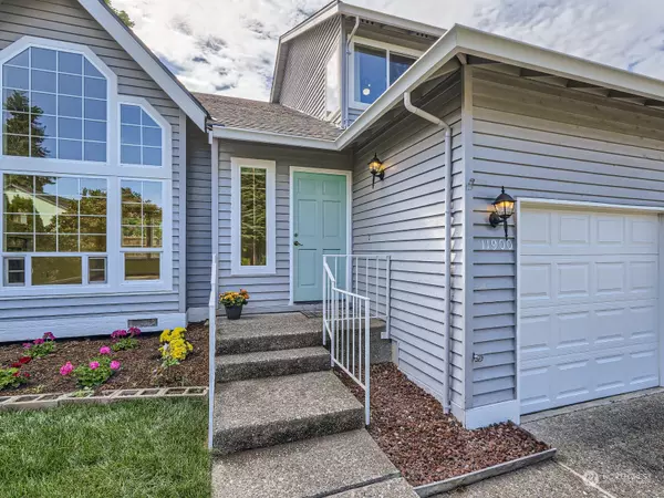 11900 SE 220th CT, Kent, WA 98031