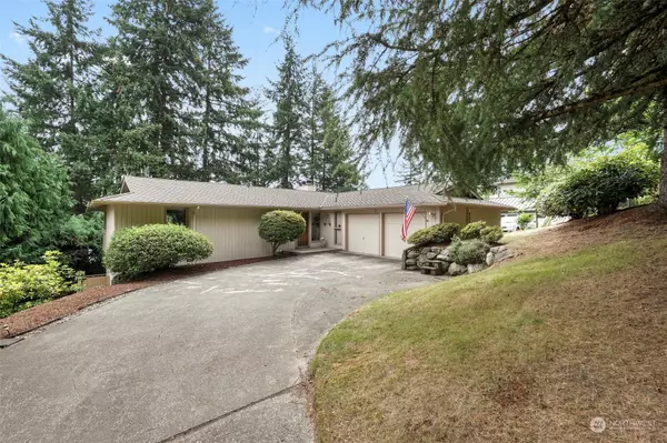 Bellevue, WA 98008,924 170th PL SE