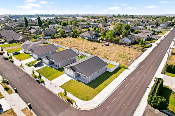 Moses Lake, WA 98837,400 S Trillium WAY