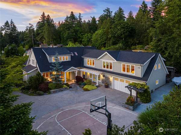 9223 Allens Cove LN NE, Bainbridge Island, WA 98110