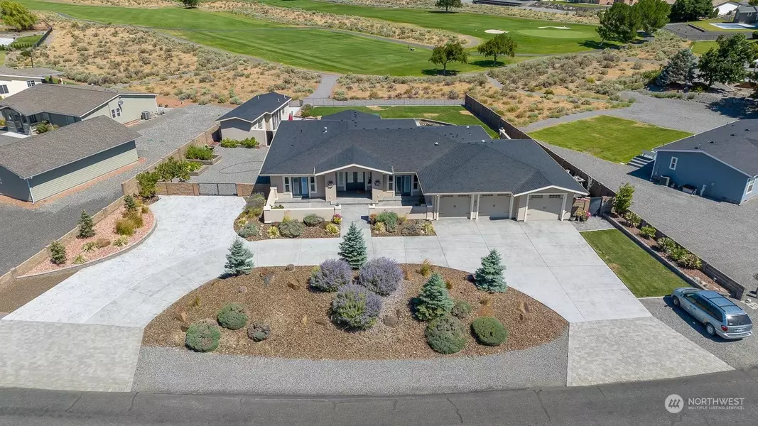 859 Desert Aire Dr SW, Mattawa, WA 99349