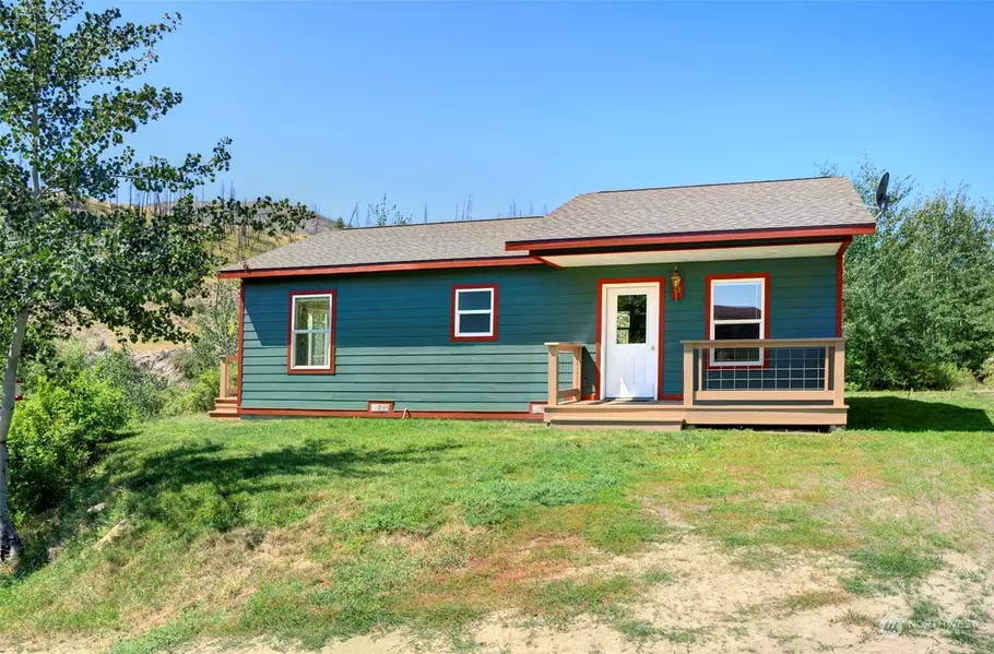 303 Chiliwist RD, Malott, WA 98829