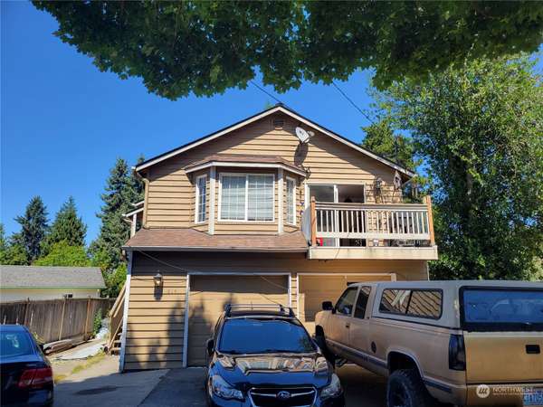 814 NE 185th ST, Shoreline, WA 98155