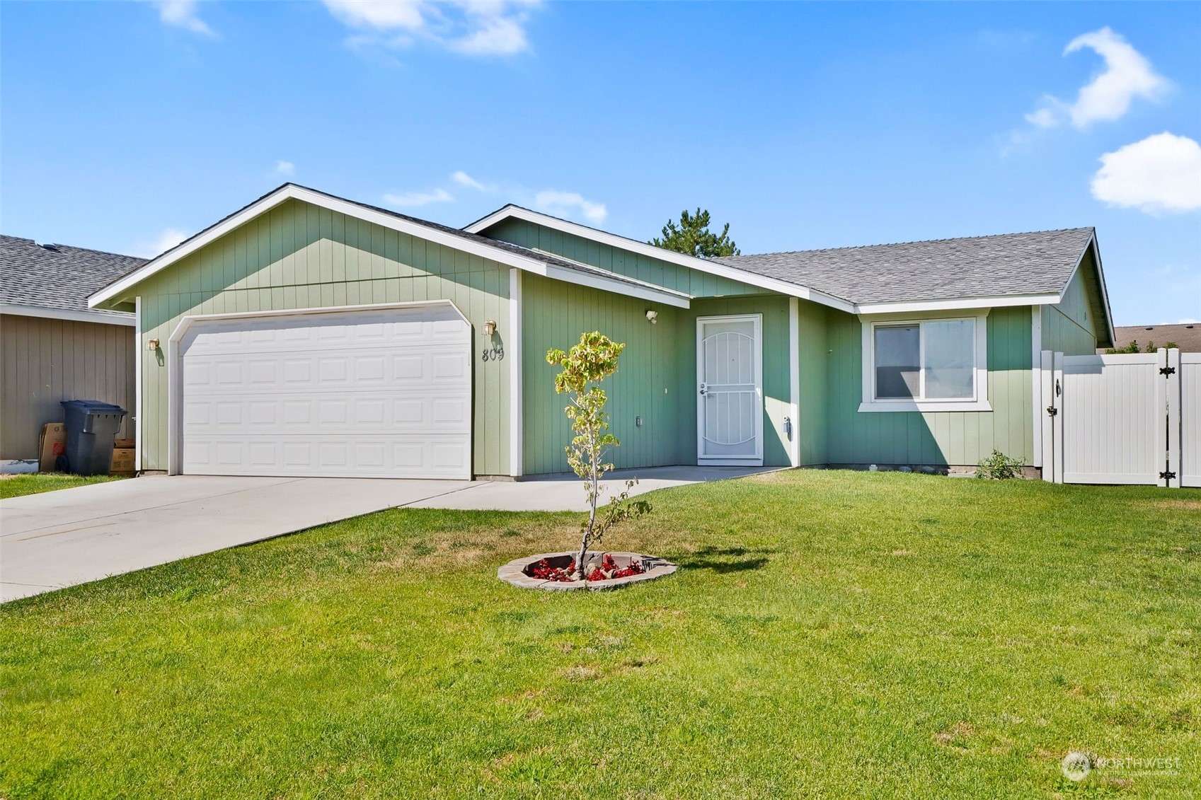 809 L ST SE, Ephrata, WA 98823