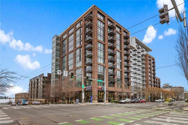 2911 2nd AVE #622, Seattle, WA 98121