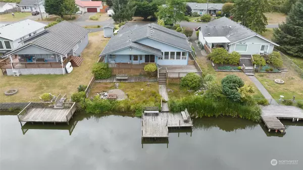 890 SE Catala AVE, Ocean Shores, WA 98569