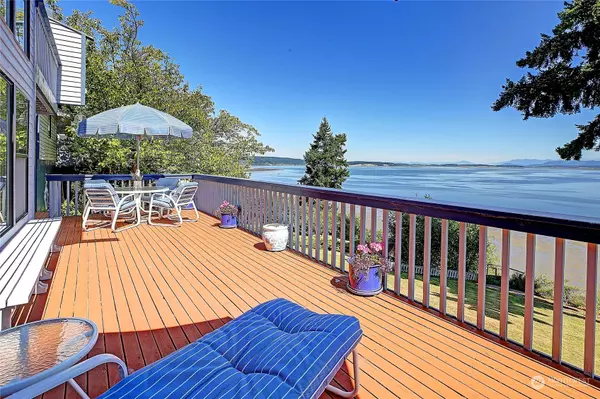 Camano Island, WA 98282,1813 Cascade View Drive