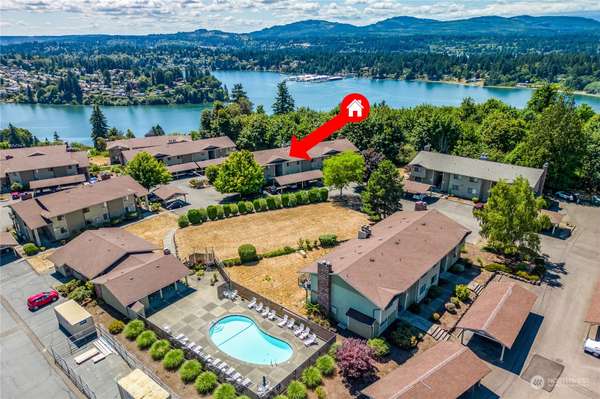 3560 Narrows View LN NE #202, Bremerton, WA 98310