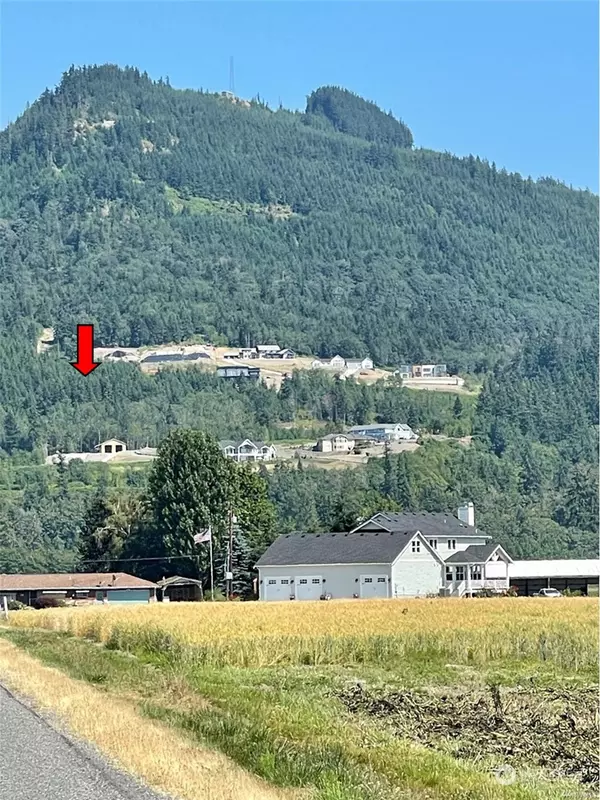 1 Benson Ridge LN, Mount Vernon, WA 98274