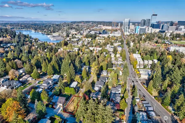 Bellevue, WA 98004,955 103rd AVE SE