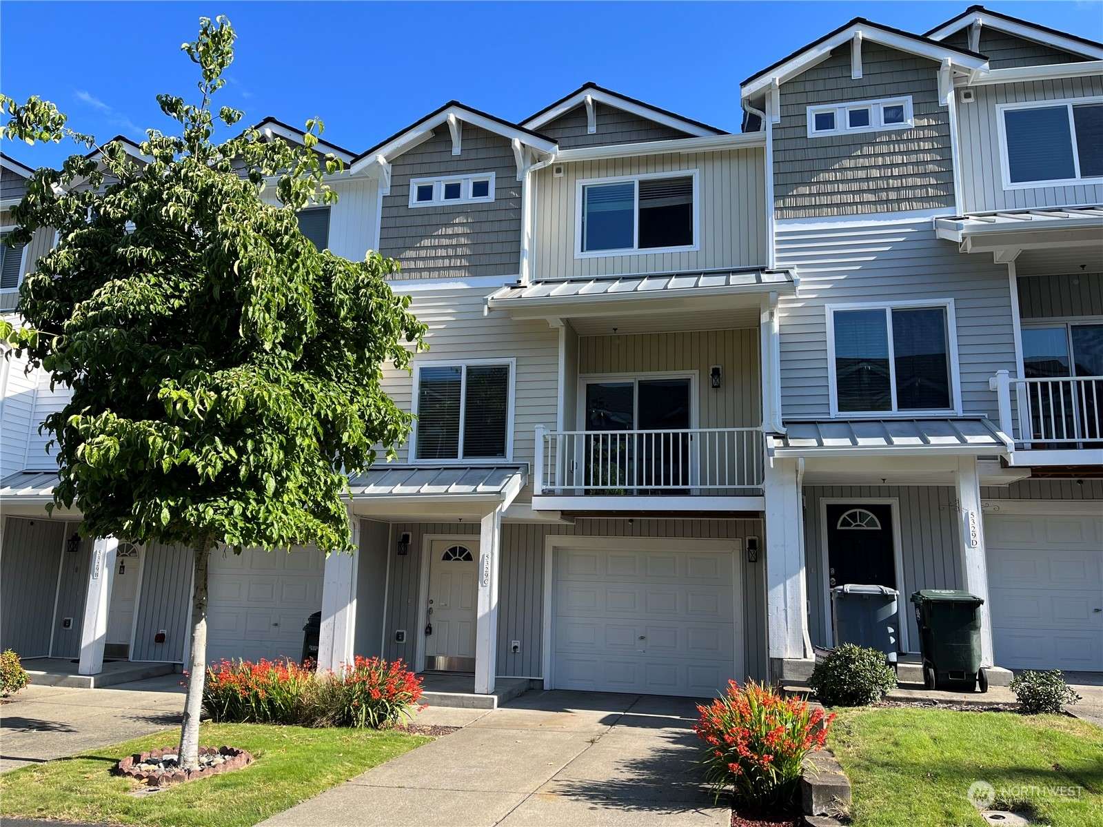 5329 Military RD E #C, Tacoma, WA 98446