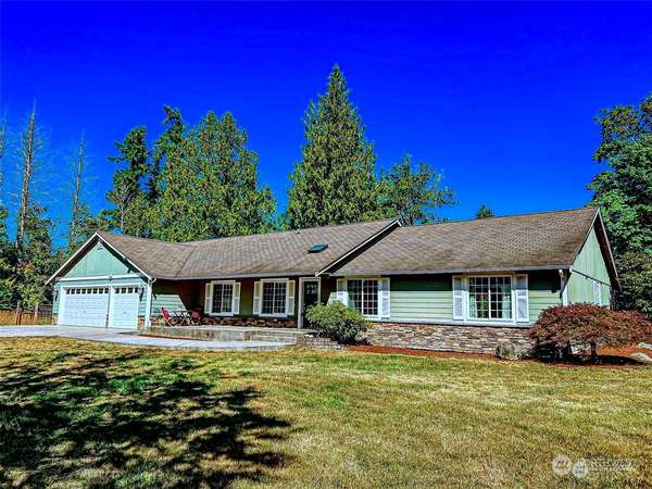 9403 NE Country Woods LN, Kingston, WA 98346