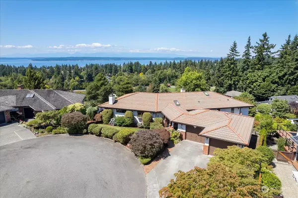 19621 10th TER NW, Shoreline, WA 98177