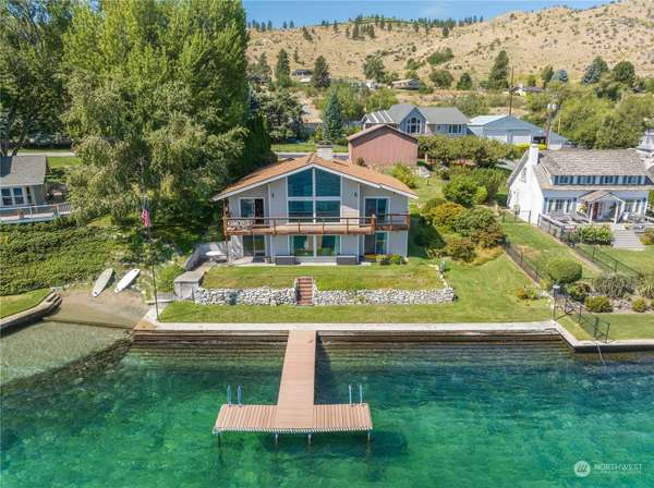 50 Minneapolis Beach RD, Chelan, WA 98816