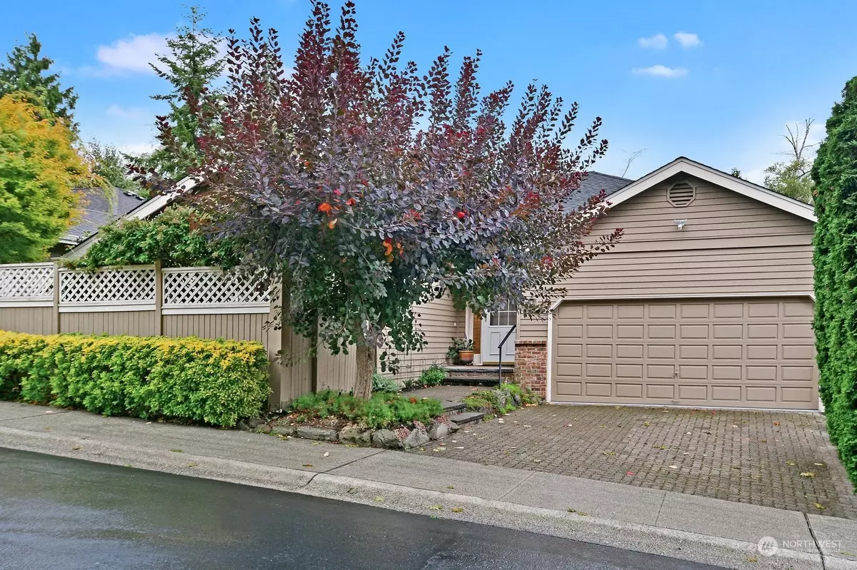 Edmonds, WA 98020,612 Elm PL