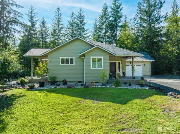 90 E Vuecrest DR, Union, WA 98592