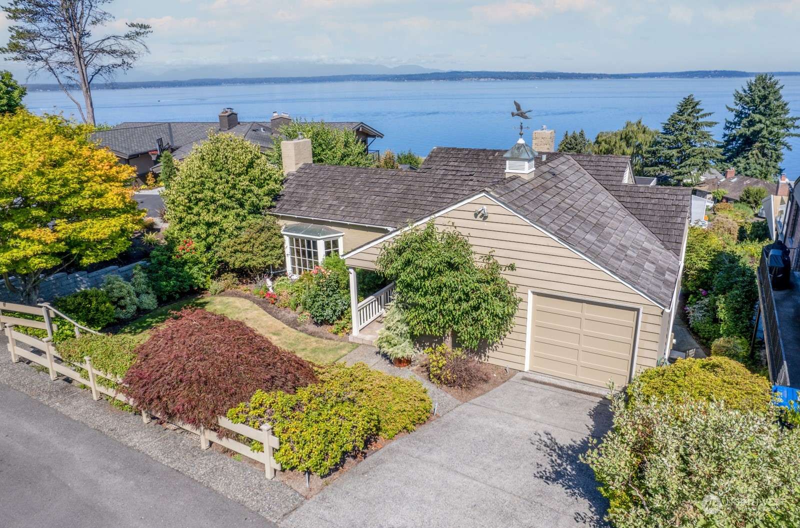 10209 Belgrove CT NW, Seattle, WA 98177