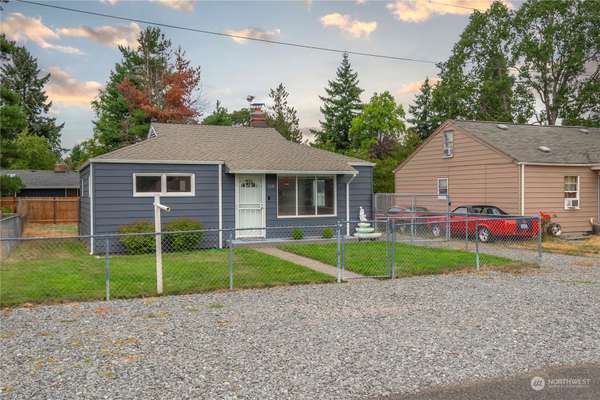 1105 118th ST S, Tacoma, WA 98444