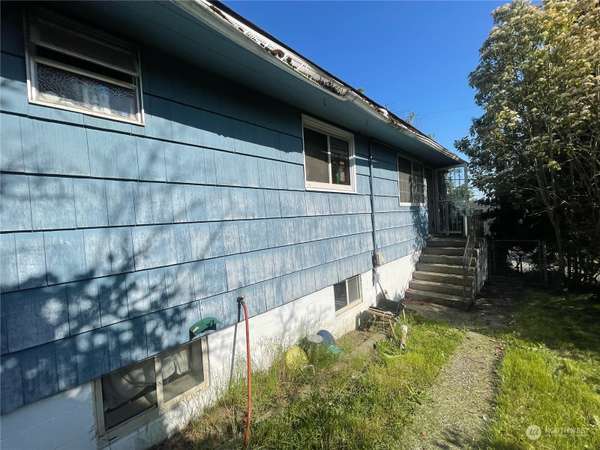 5116 S Brighton ST, Seattle, WA 98118