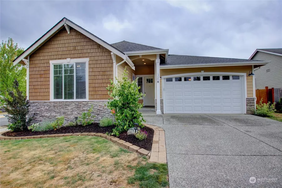 1720 Hillcrest LOOP, Mount Vernon, WA 98274