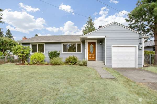 16038 16th AVE SW, Burien, WA 98166