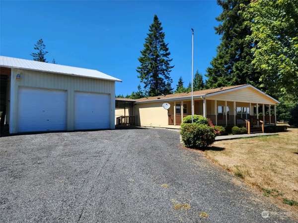 119 Becker RD, Winlock, WA 98596