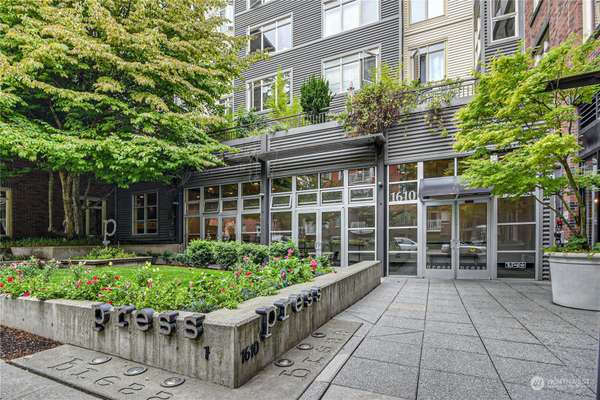 1610 Belmont AVE #201, Seattle, WA 98122