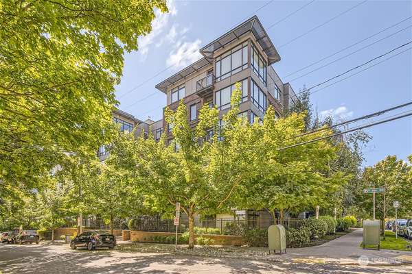 4547 8th AVE NE #206, Seattle, WA 98105