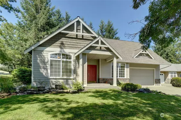 7055 SW Dunraven LN, Port Orchard, WA 98367