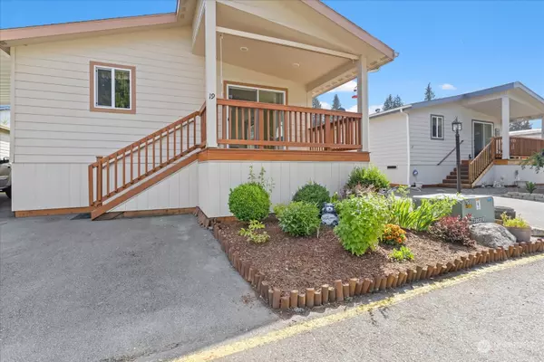 17408 44th AVE W #19, Lynnwood, WA 98037