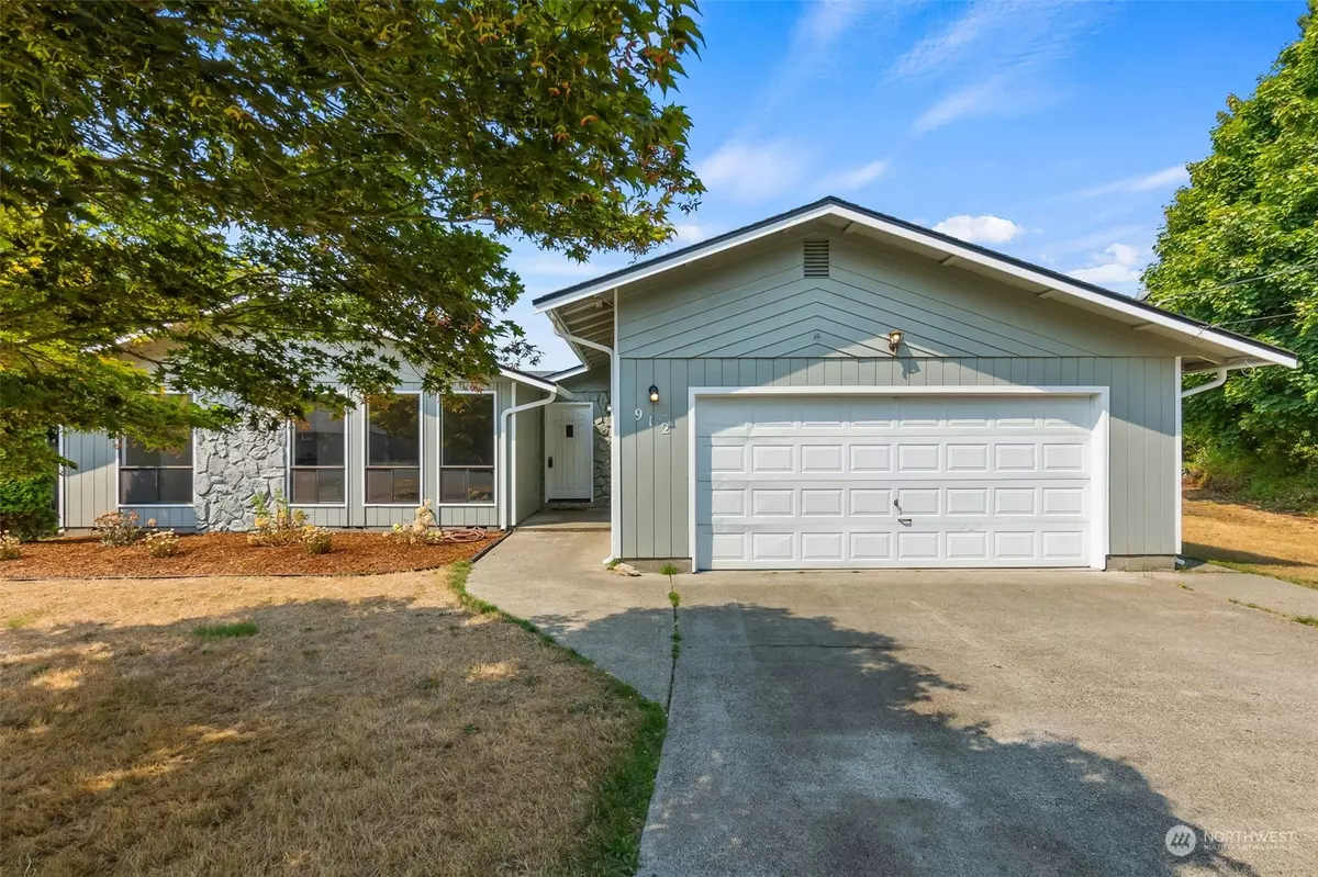 Tumwater, WA 98501,912 Bonnie LN SW