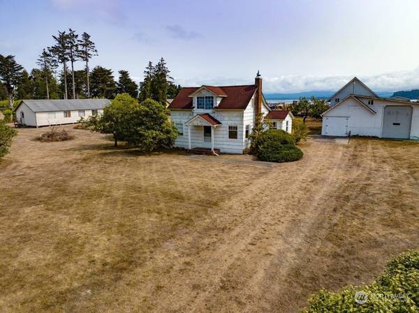 27508 Sandridge RD, Ocean Park, WA 98640