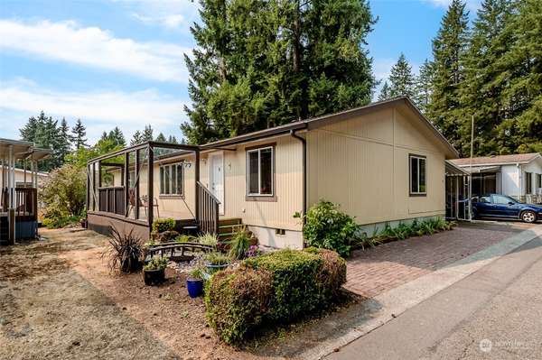 18425 NE 95th ST #77, Redmond, WA 98052