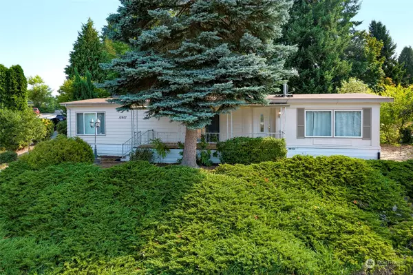 Bothell, WA 98011,12807 NE Hollyhills DR
