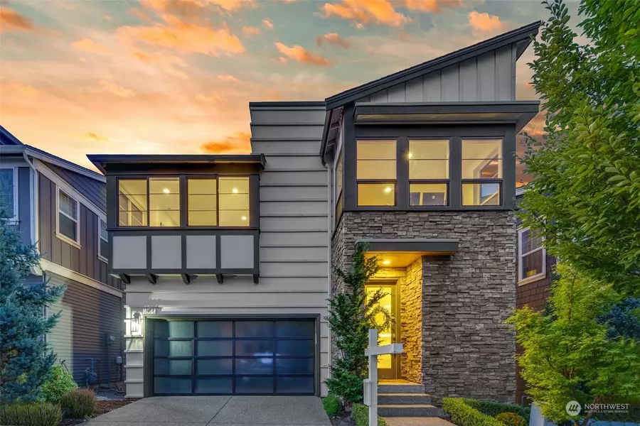 1371 Pine Crest CIR NE, Issaquah, WA 98029