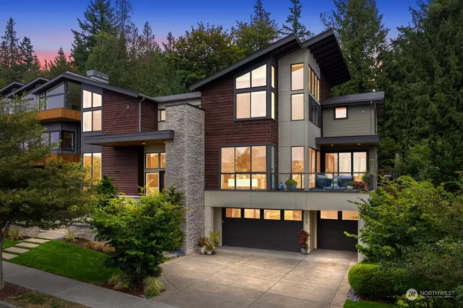 3025 NE Harrison DR, Issaquah, WA 98029